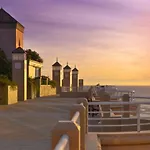 Hippocampus Resort & Spa Con Con